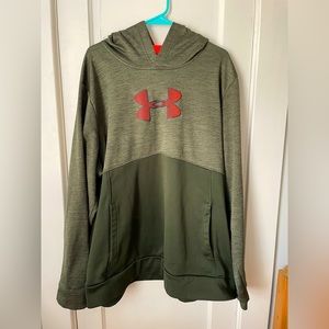 Men’s green under armour sweatshirt